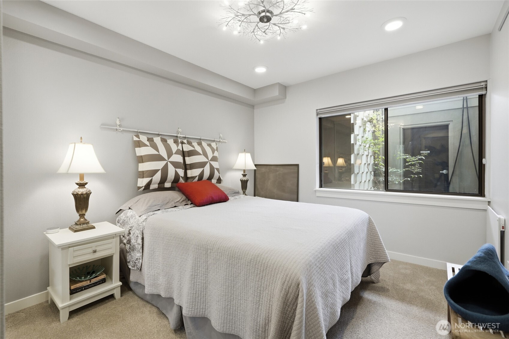 200 Beach Place, Unit 103 Edmonds, WA 98020 - Photo 14 of 33