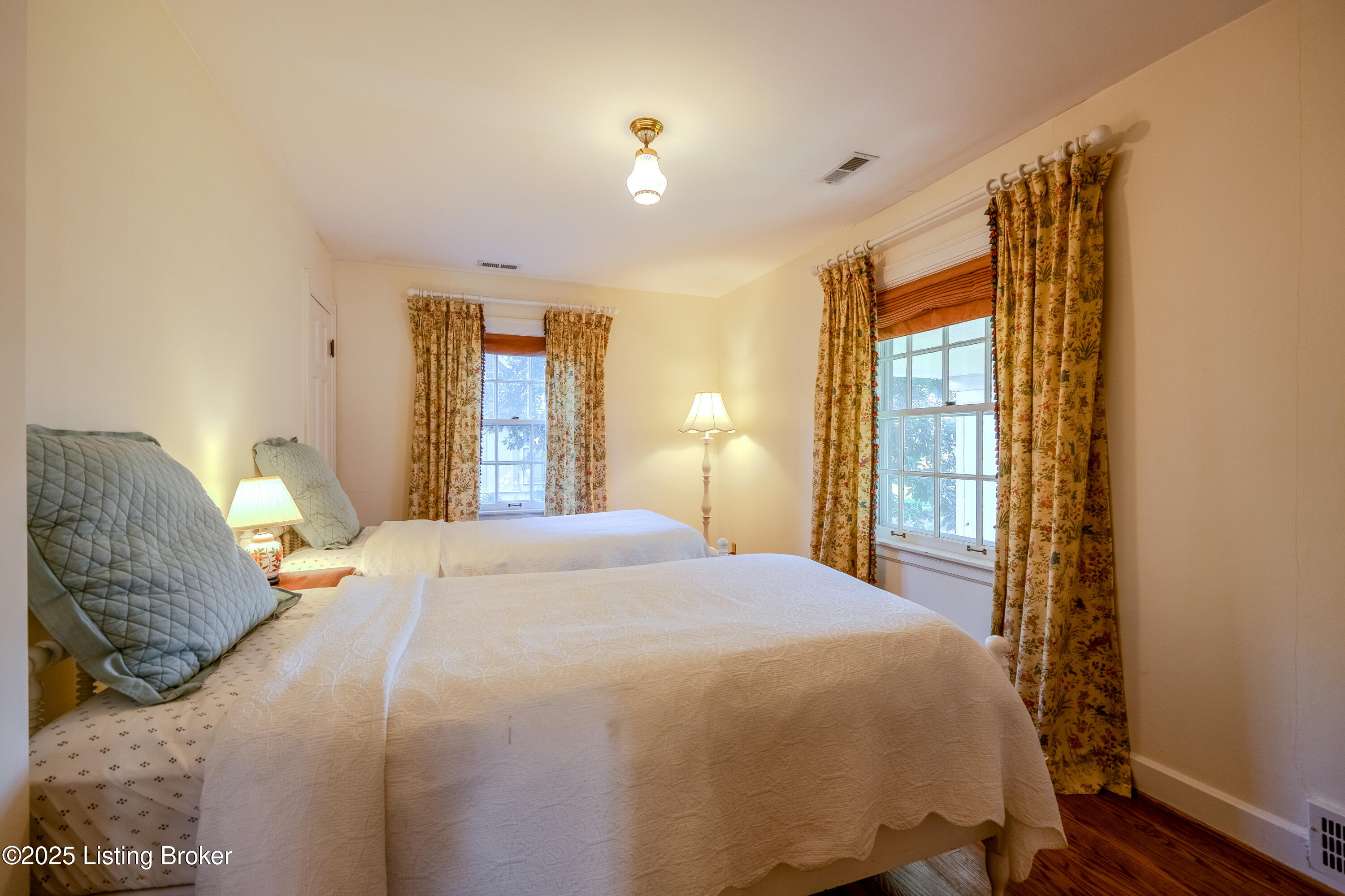 320 Mockingbird Hill Road Louisville, KY 40207 - Photo 54 of 68 A7405344-HDR