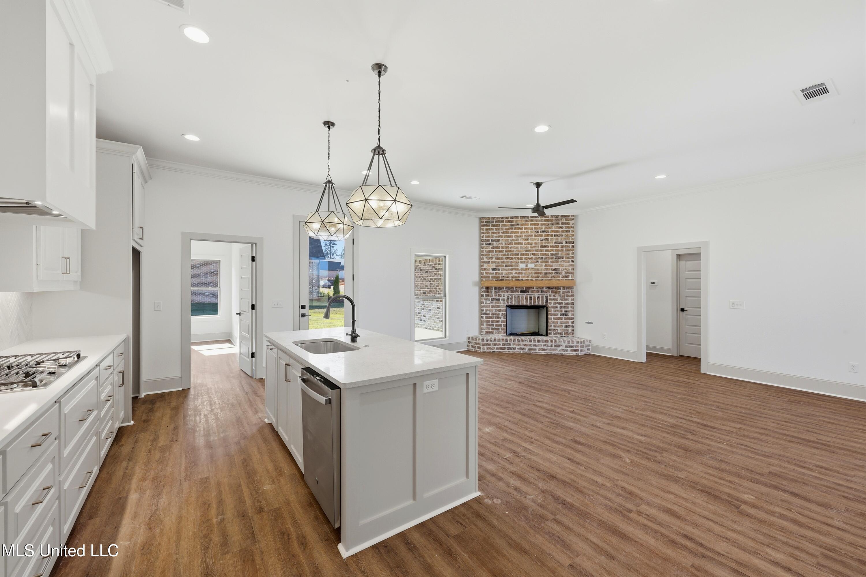 505 Harper Cove Flowood, MS 39232 - Photo 13 of 39 505 Harper Cove \ Home Tours MS (12)[128