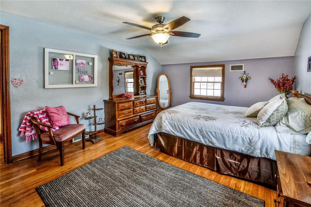 1776 Sample Road Allison Park, PA 15101 - Photo 12 of 17