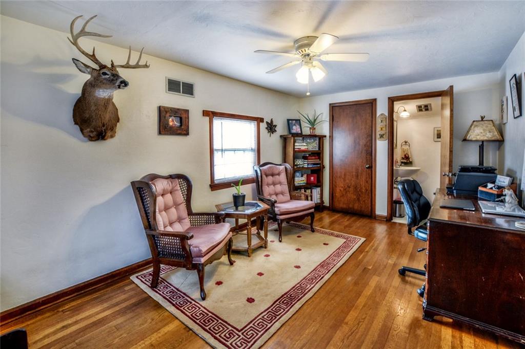 1776 Sample Road Allison Park, PA 15101 - Photo 10 of 17