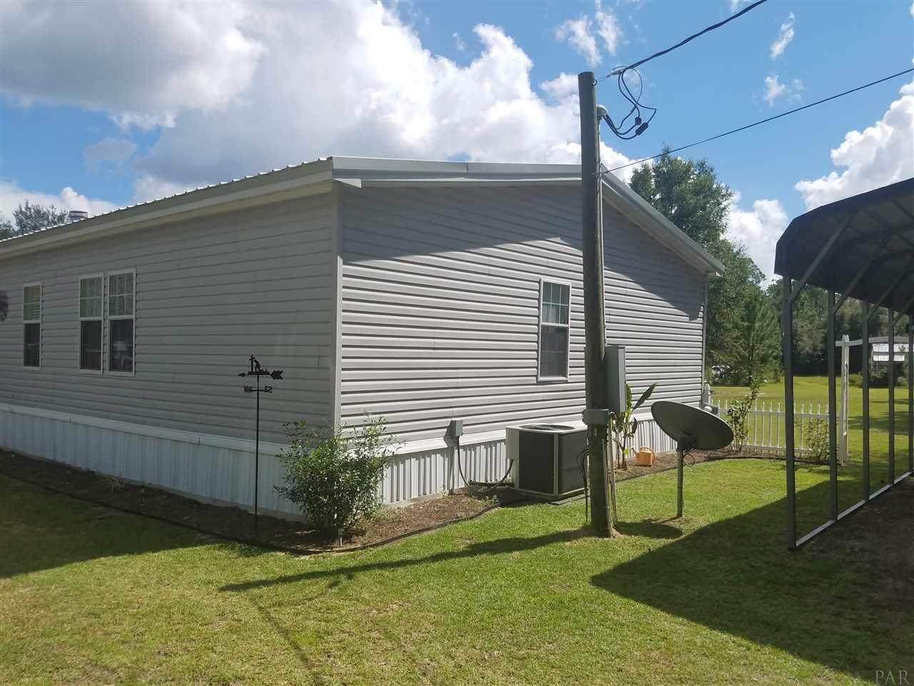 9302 Nichols Lake Road Milton, FL 32583 - Photo 14 of 50