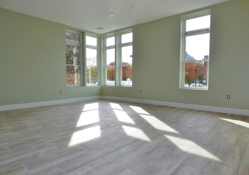 10 Roxbury Street, Unit 5 Boston, MA 02119 - Photo 15 of 16