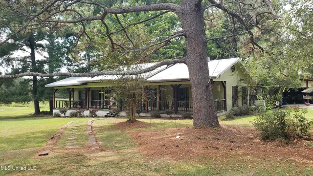 $275,000 | 273 Vincetown Road, Tylertown, MS 39667