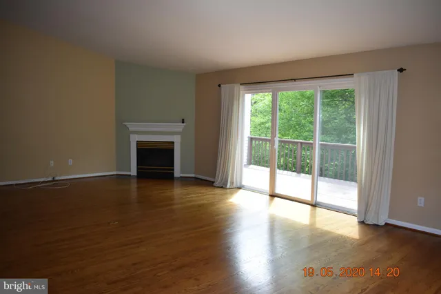 a view of empty room