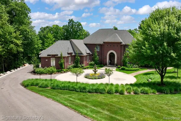 $2,349,990 | 5001 Forest Valley Drive, Clarkston, MI 48348