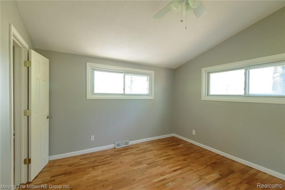 8431 Belleville Road Belleville, MI 48111 - Photo 21 of 42 MTM_8431_belleville-5.jpg