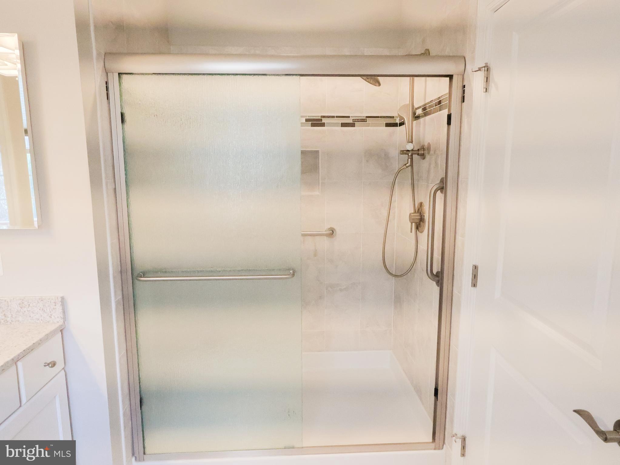 10530 Resort Road, Unit 102 Ellicott City, MD 21042 - Photo 16 of 41 Primary Bathroom