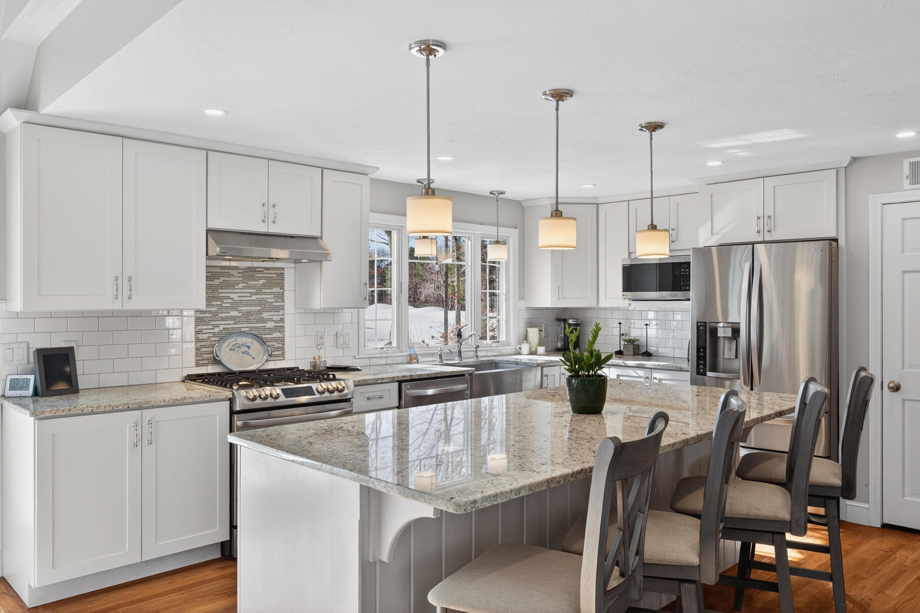 48 Holly Ridge Drive Sandwich, MA 02563 - Photo 9 of 48 Large Island