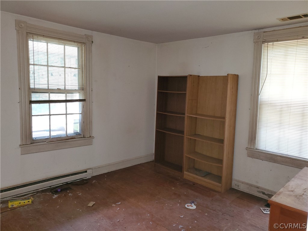 3751 Meadow Road Sandston, VA 23150 - Photo 9 of 15 Gallery Image 9
