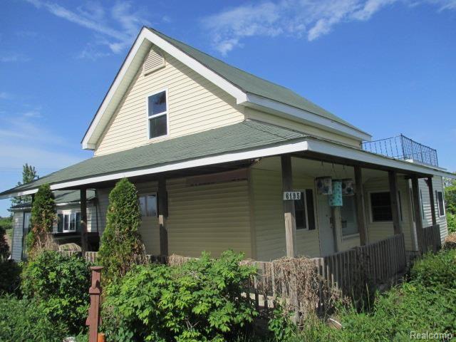6195 Applegate Road Applegate, MI 48401 - Photo 2 of 10 IMG_0165.jpg