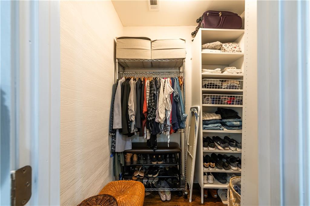 1760 Rogers Avenue Southwest Atlanta, GA 30310 - Photo 31 of 57