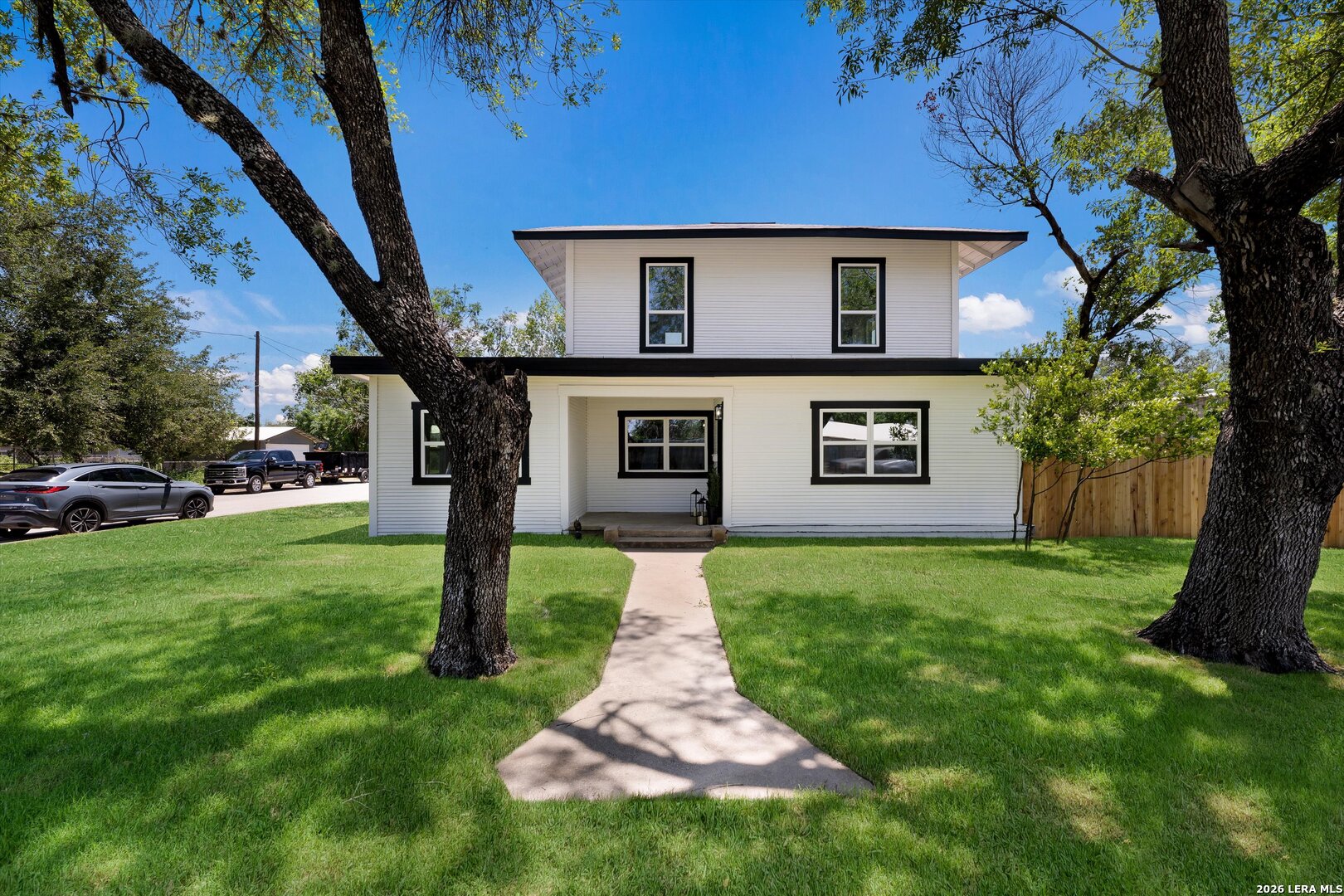 536 Commerce Street Pleasanton, TX 78064 - Photo 4 of 40
