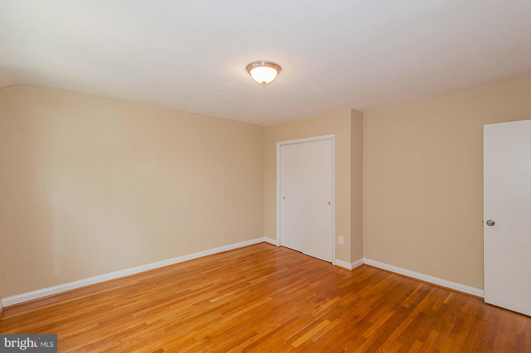 6129 Dunroming Road Baltimore, MD 21239 - Photo 17 of 30 Bedroom
