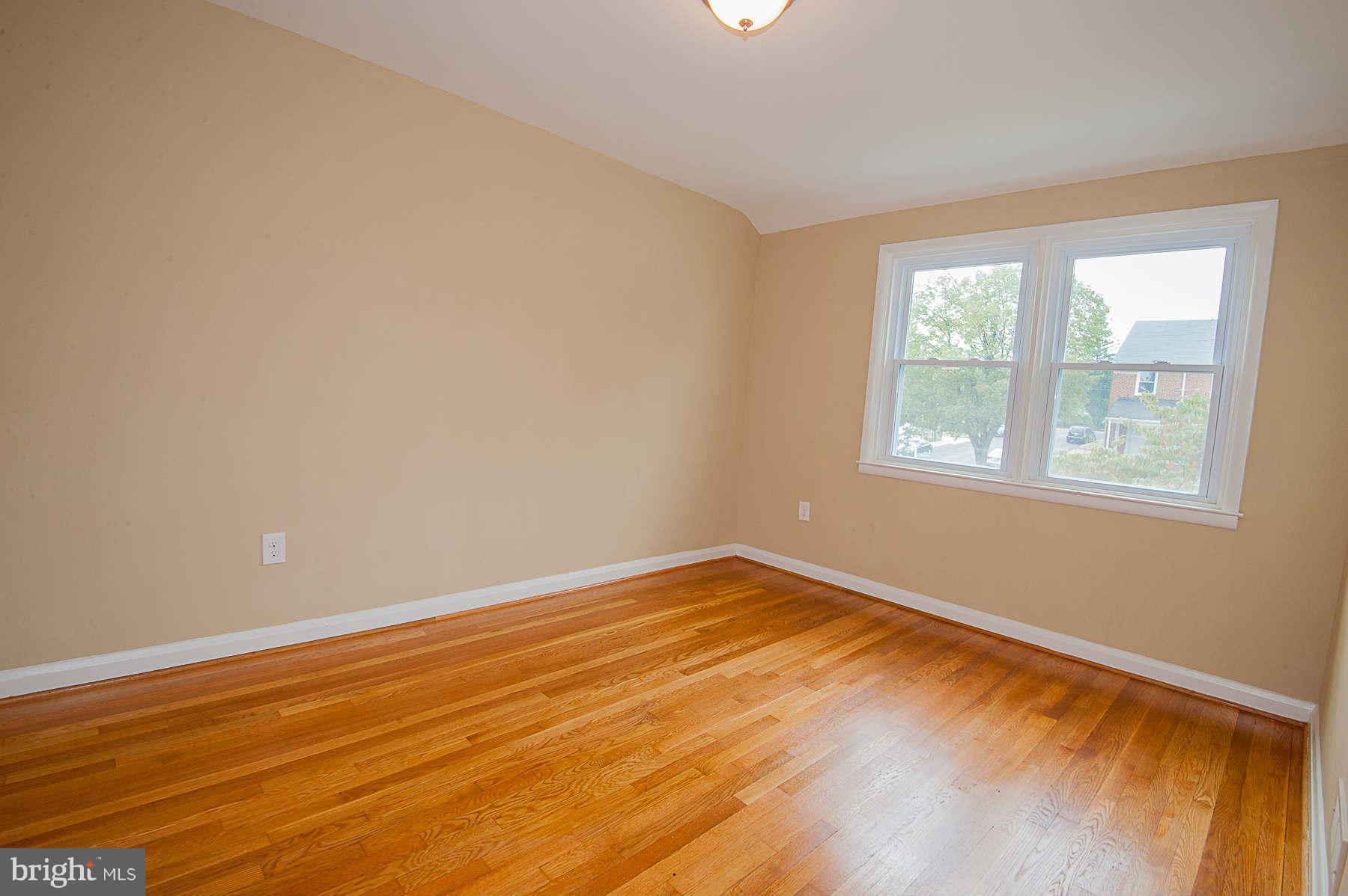 6129 Dunroming Road Baltimore, MD 21239 - Photo 18 of 30 Bedroom