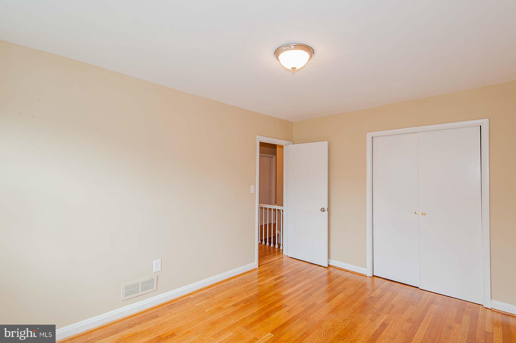6129 Dunroming Road Baltimore, MD 21239 - Photo 19 of 30 Bedroom