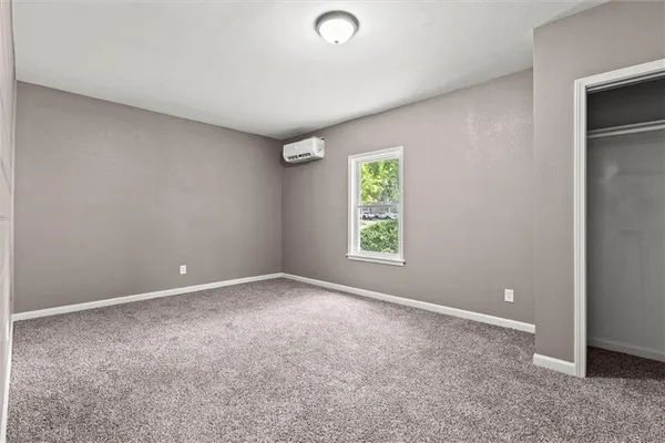 $269,900 | 11911 East 44th Street, Kansas City, MO 64133