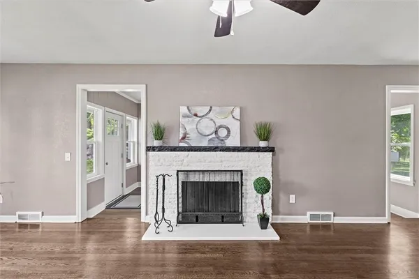 $269,900 | 11911 East 44th Street, Kansas City, MO 64133
