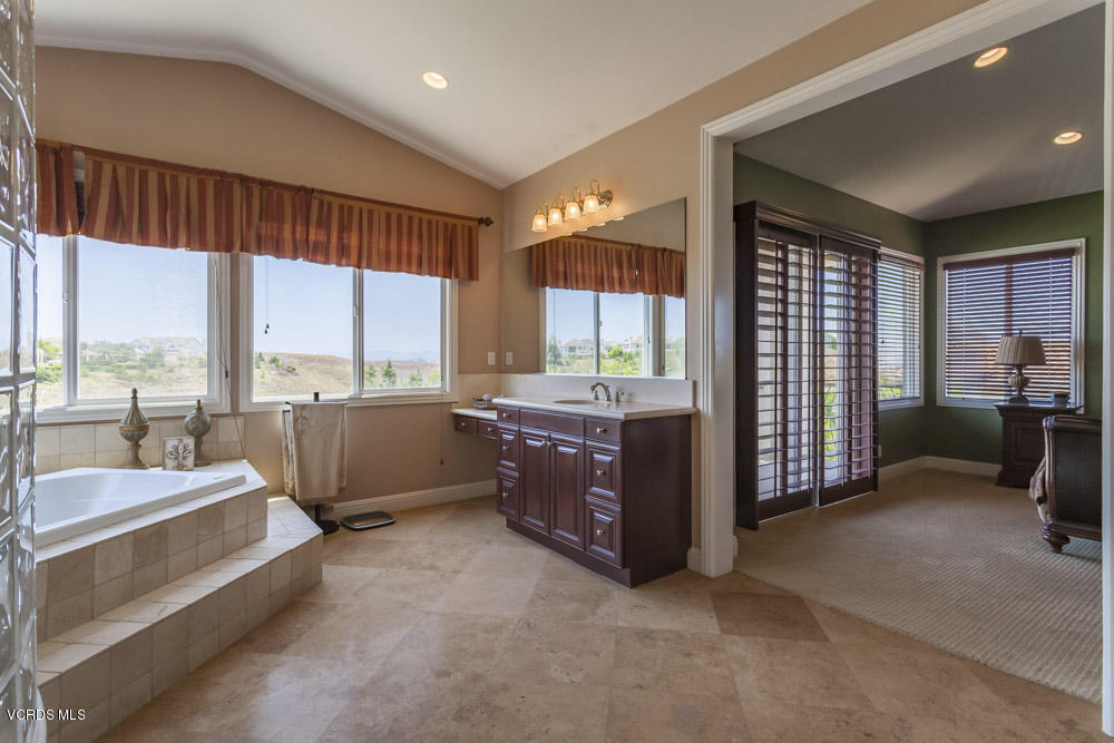 12054 Nelson Road Moorpark, CA 93021 - Photo 39 of 75 Nelson_Low-38