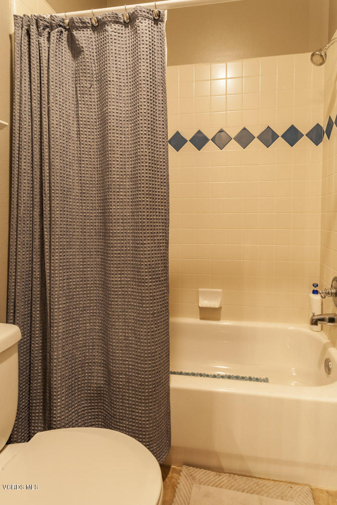 12054 Nelson Road Moorpark, CA 93021 - Photo 48 of 75 a bathroom with a sink and a toilet