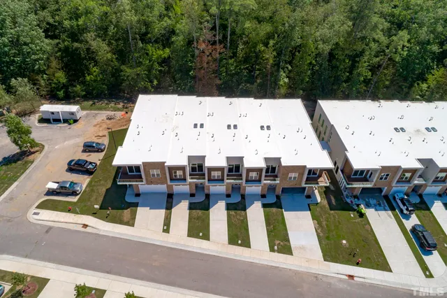 $2,950 | 4003 Southpoint Lndg Way, Durham, NC 27707