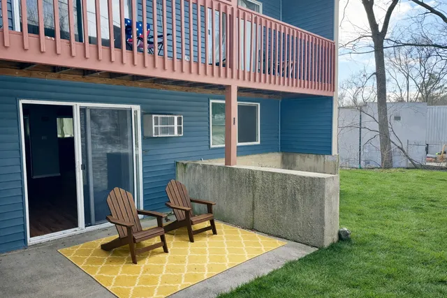 $165,000 | 764 Terrace Court, Unit A, Elgin, IL 60120