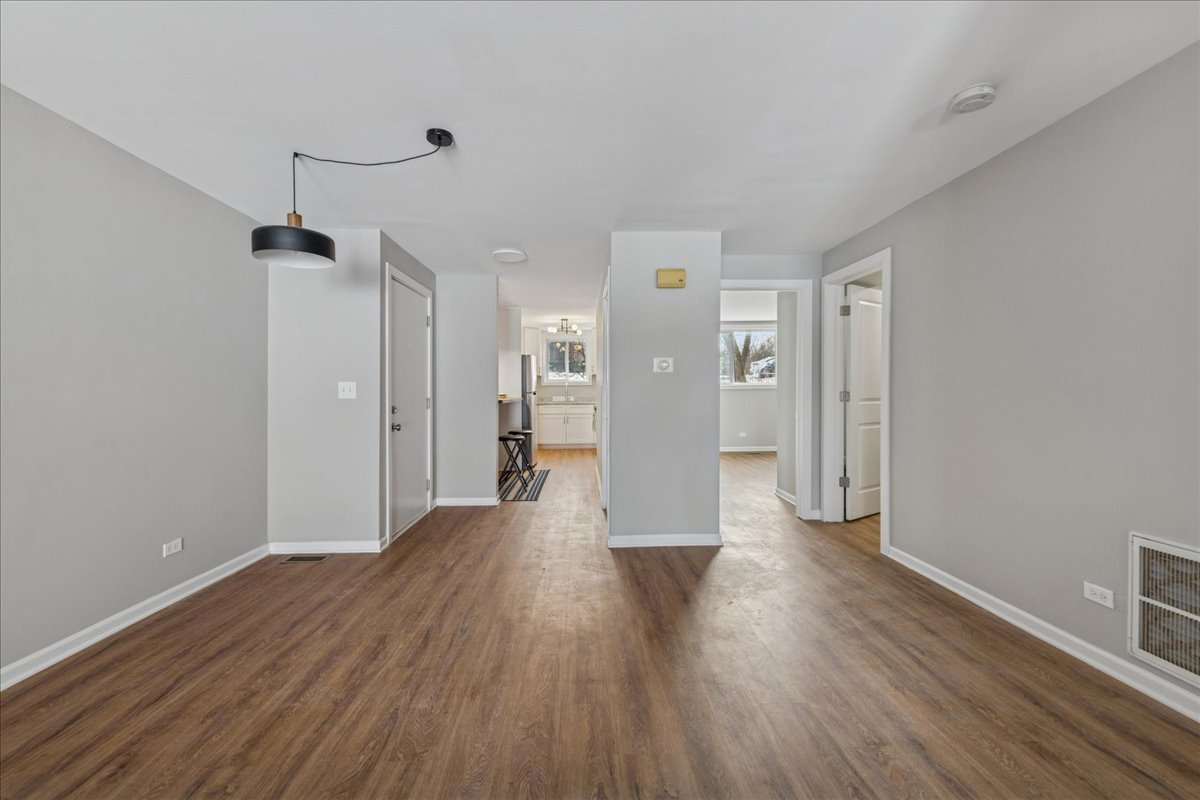 764 Terrace Court, Unit A Elgin, IL 60120 - Photo 8 of 24