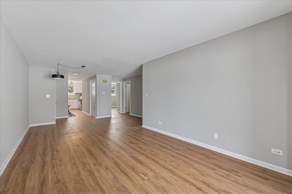 764 Terrace Court, Unit A Elgin, IL 60120 - Photo 9 of 24