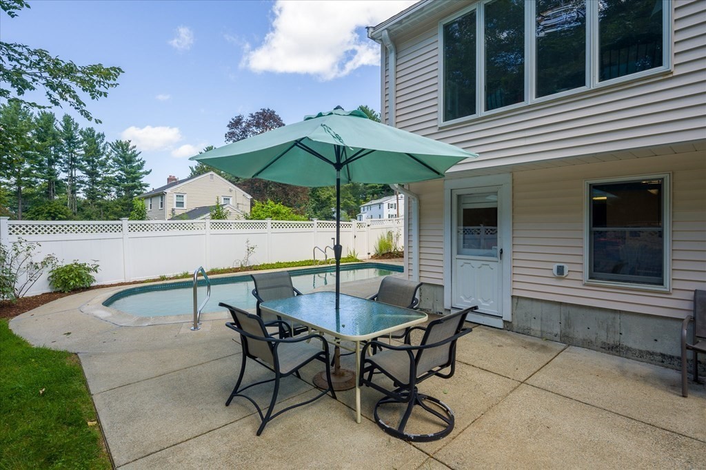 16 Constitution Road Lexington, MA 02421 - Photo 35 of 38
