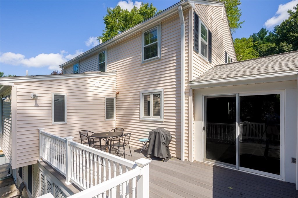 16 Constitution Road Lexington, MA 02421 - Photo 4 of 38