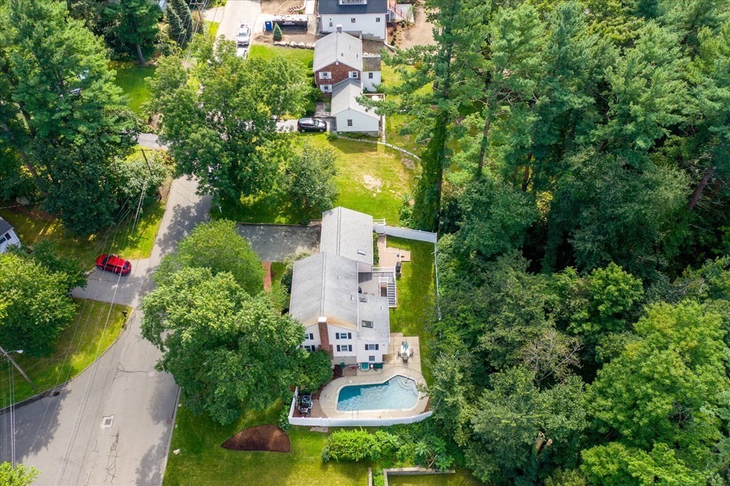 16 Constitution Road Lexington, MA 02421 - Photo 8 of 38
