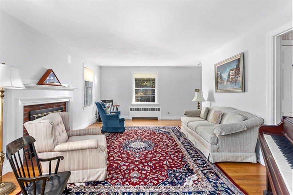 16 Constitution Road Lexington, MA 02421 - Photo 9 of 38