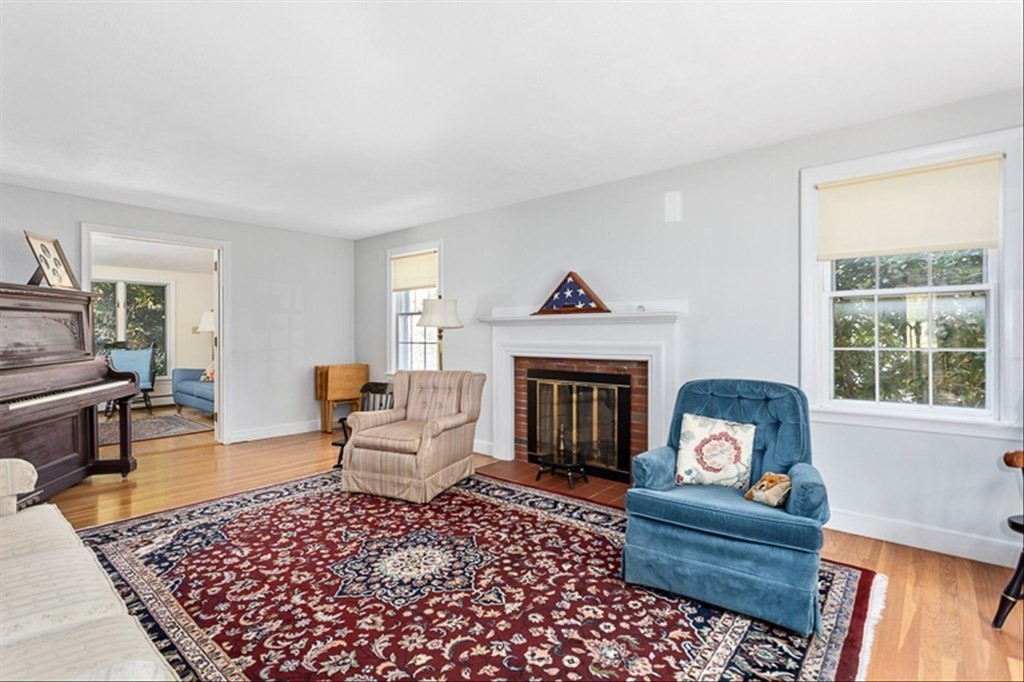 16 Constitution Road Lexington, MA 02421 - Photo 10 of 38