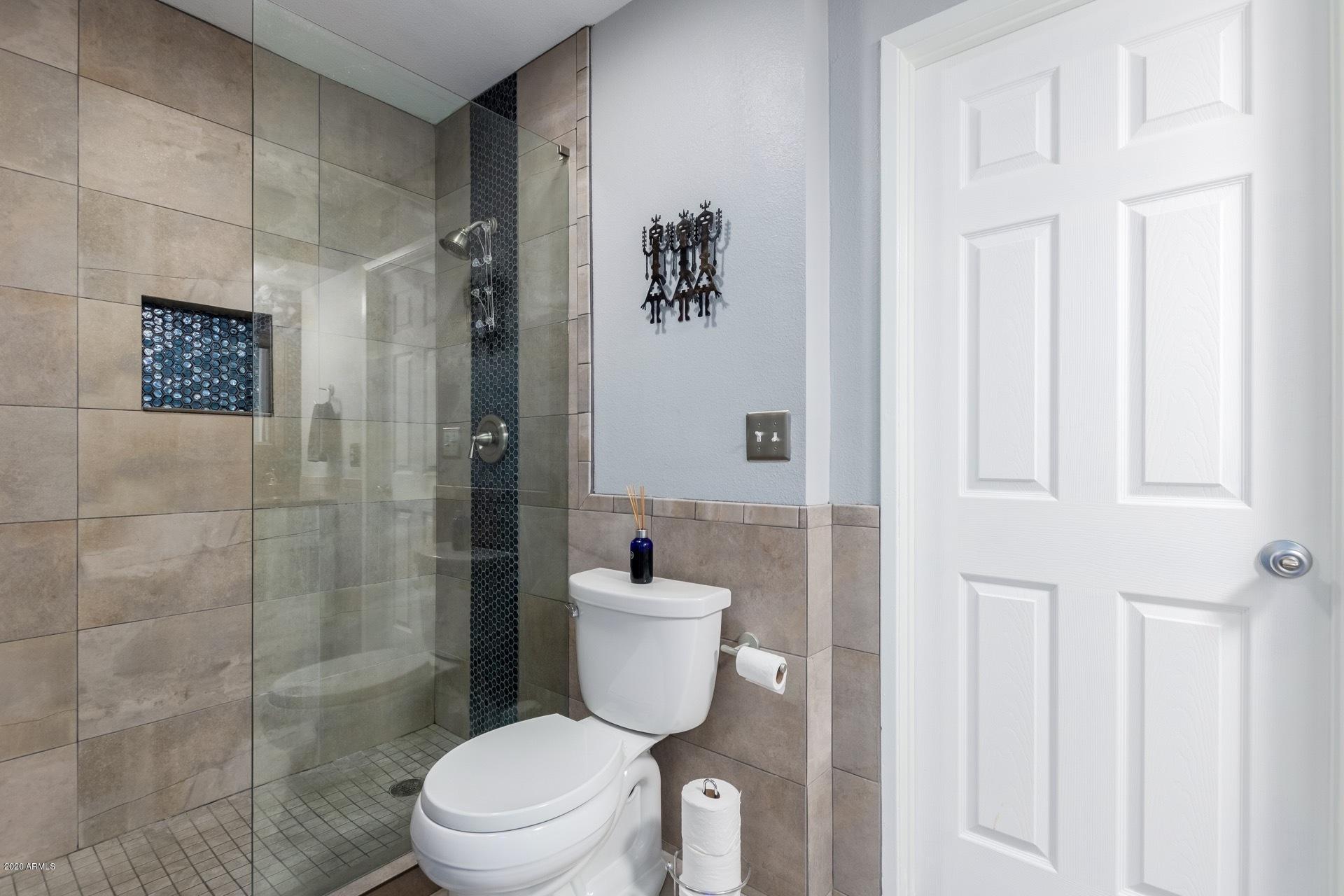 5525 East Thomas Road, Unit R16 Phoenix, AZ 85018 - Photo 19 of 28 0020-Thomas 21