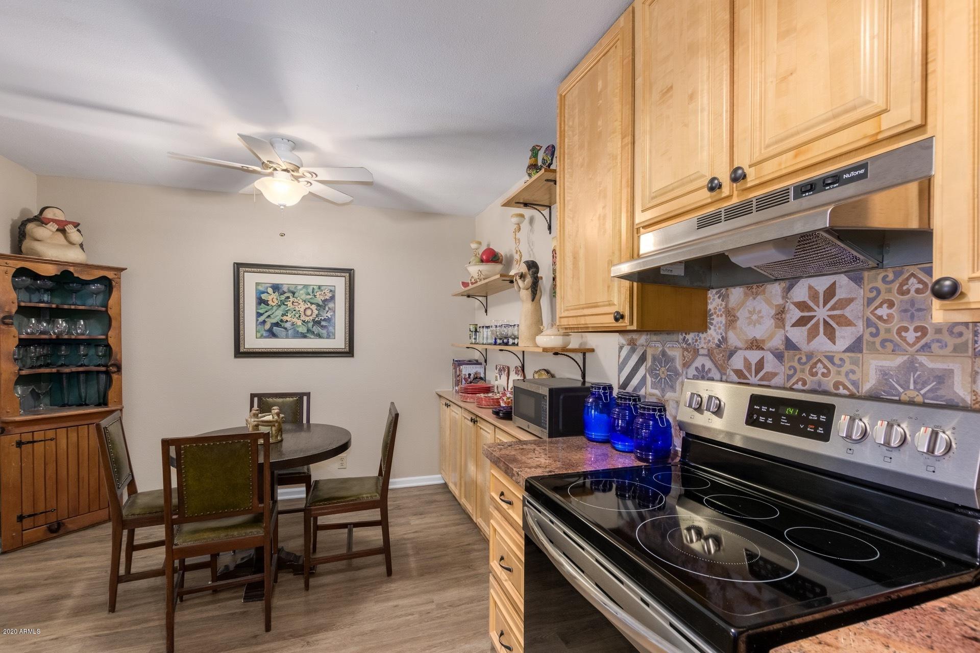 5525 East Thomas Road, Unit R16 Phoenix, AZ 85018 - Photo 10 of 28 0011-Thomas 12