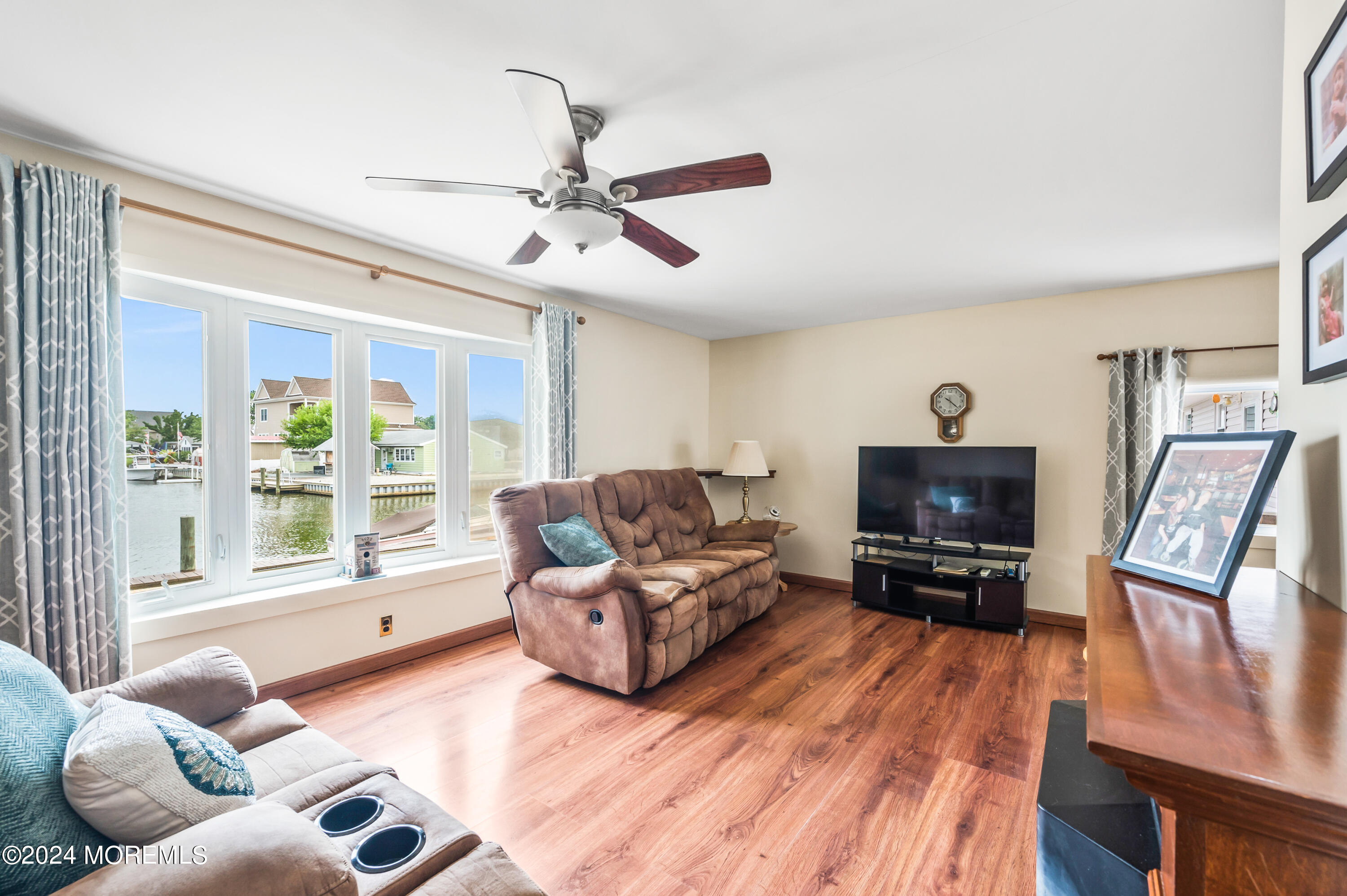 224 Bay Stream Drive Toms River, NJ 08753 - Photo 15 of 31 Family 4