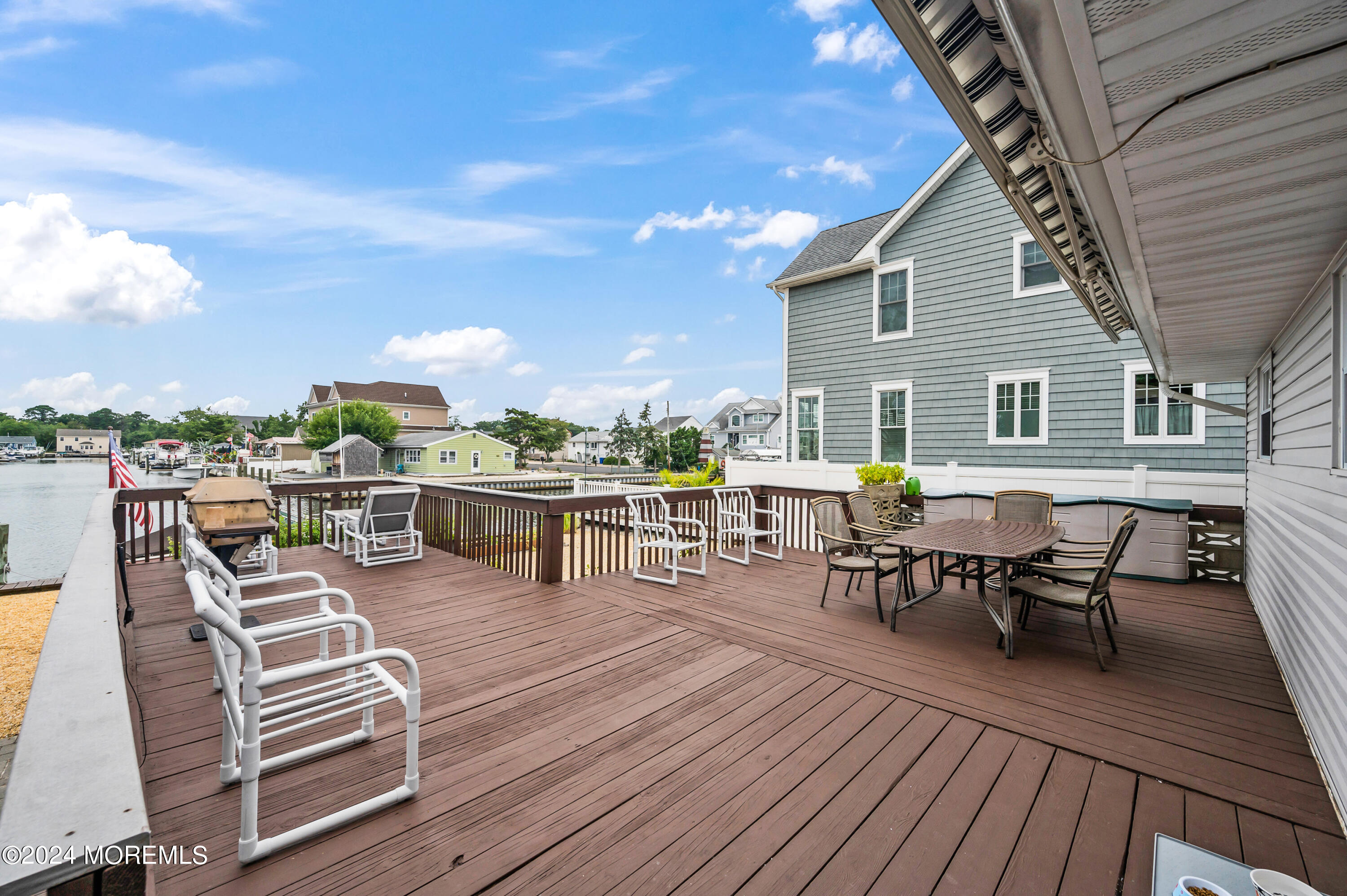 224 Bay Stream Drive Toms River, NJ 08753 - Photo 23 of 31 Back 11