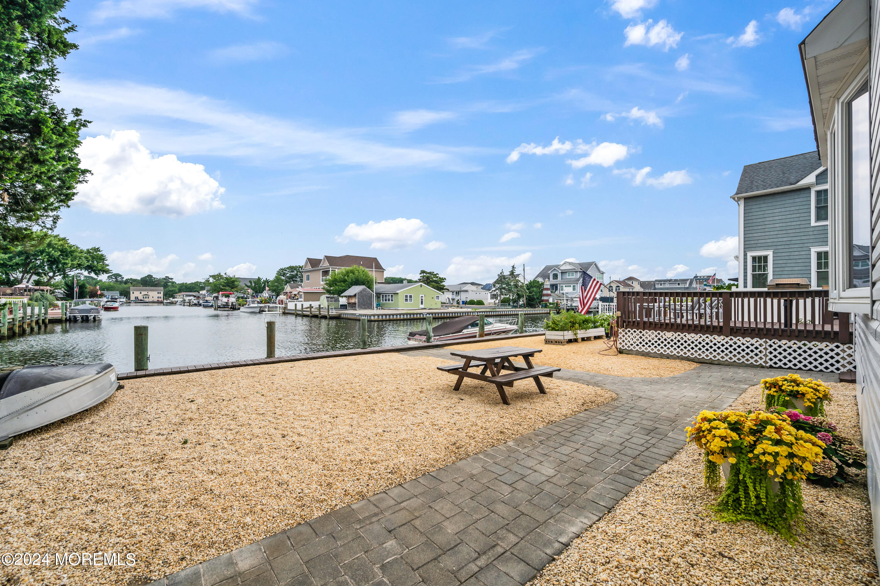 224 Bay Stream Drive Toms River, NJ 08753 - Photo 4 of 31 Back 8