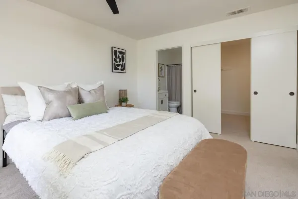 $2,950 | 9449 Fairgrove Lane, Unit 102, San Diego, CA 92129