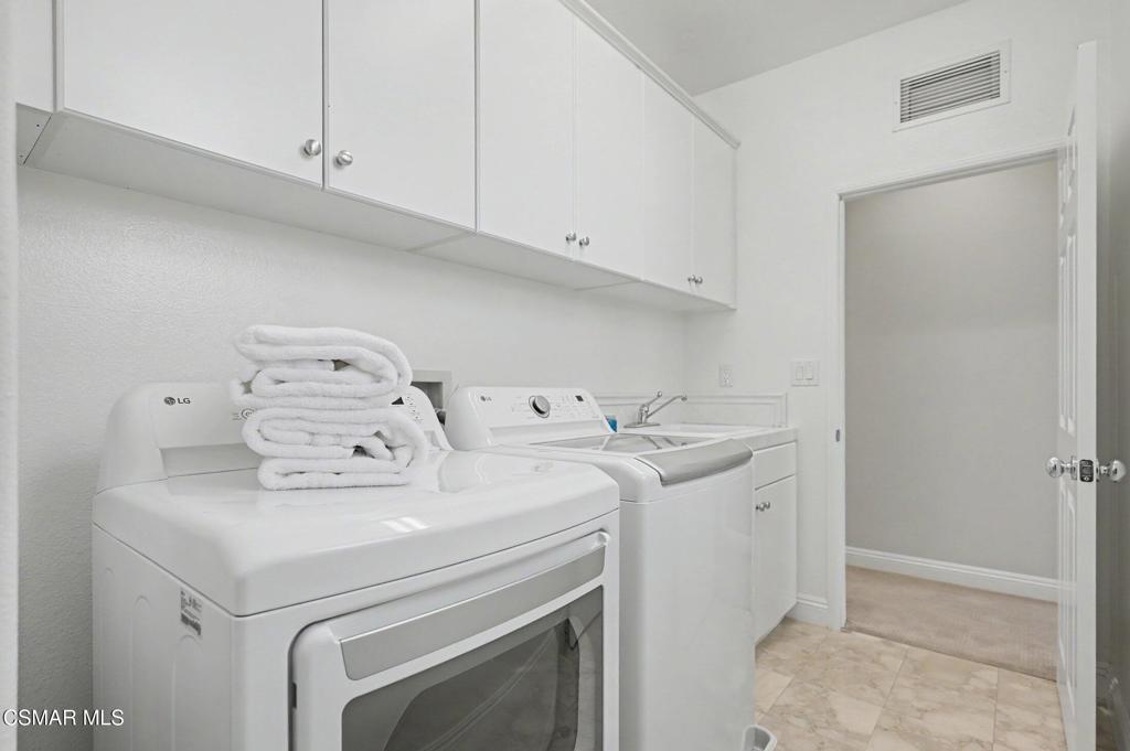 20800 Sardinia Way Porter Ranch, CA 91326 - Photo 41 of 57
