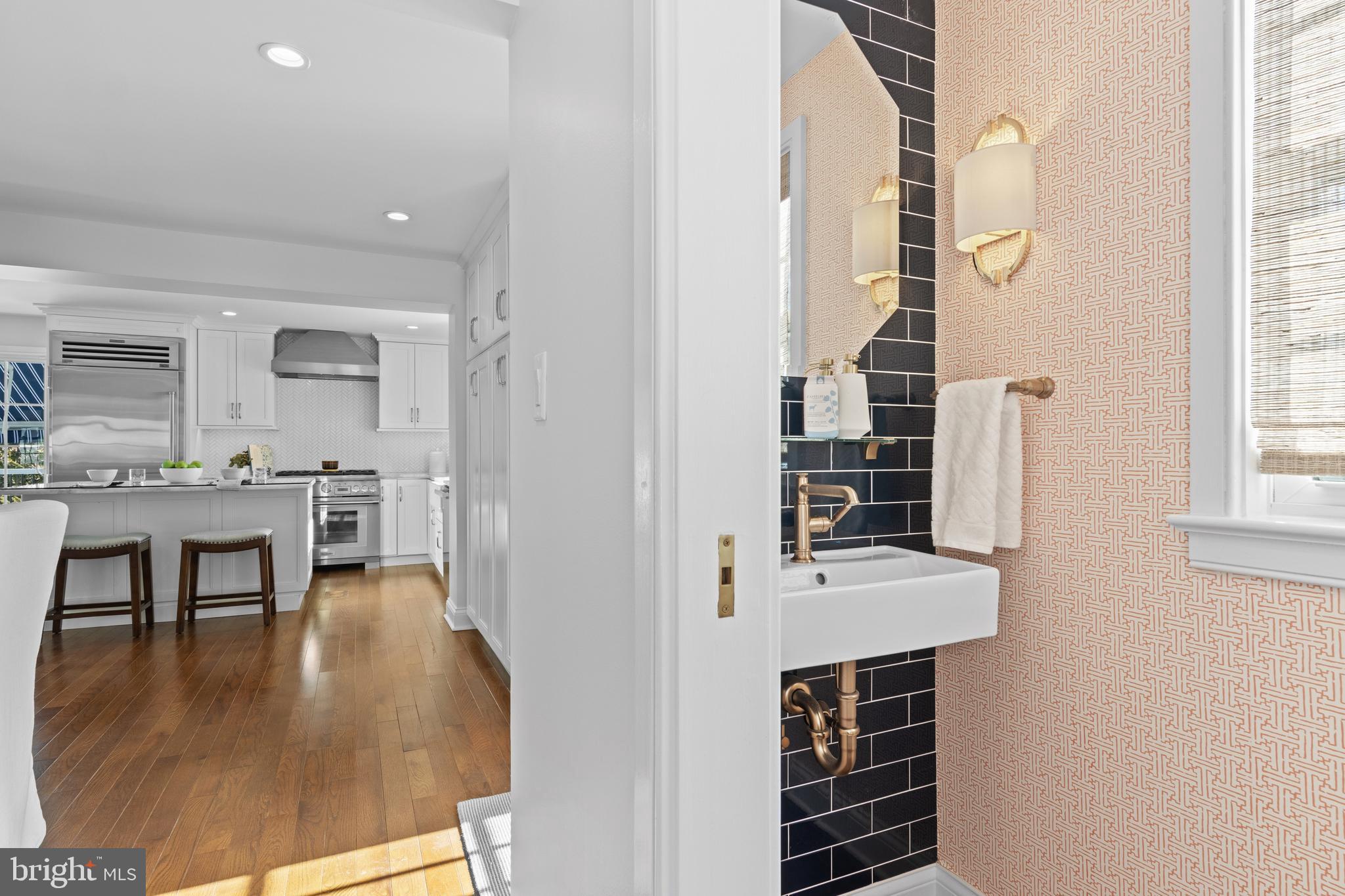 116 Morningside Circle Wayne, PA 19087 - Photo 20 of 37 a view of living room with furniture and window