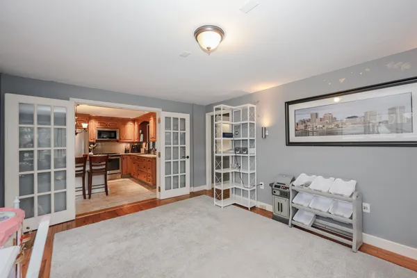$629,900 | 10 Martha Drive, Derry, NH 03038