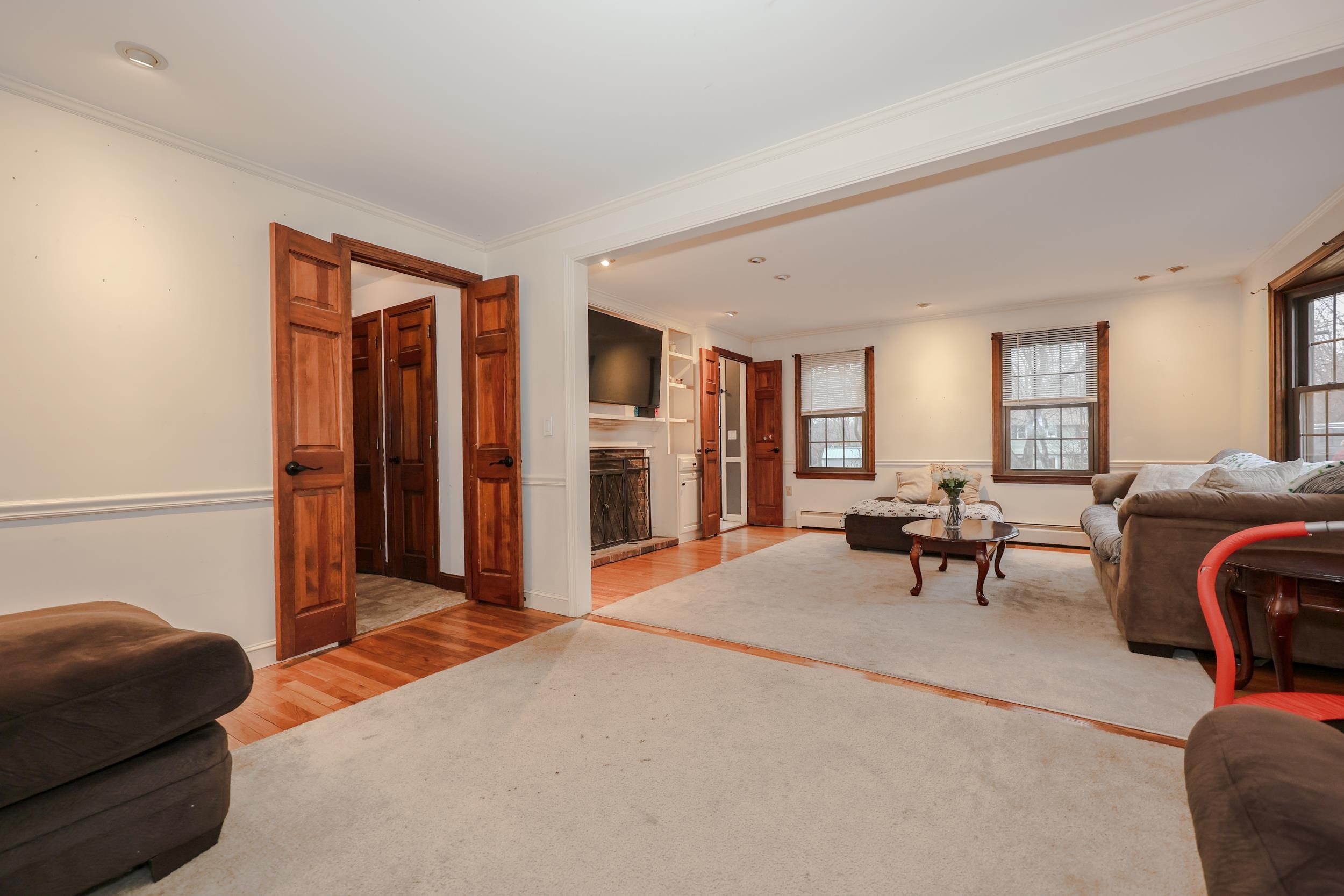 10 Martha Drive Derry, NH 03038 - Photo 24 of 44