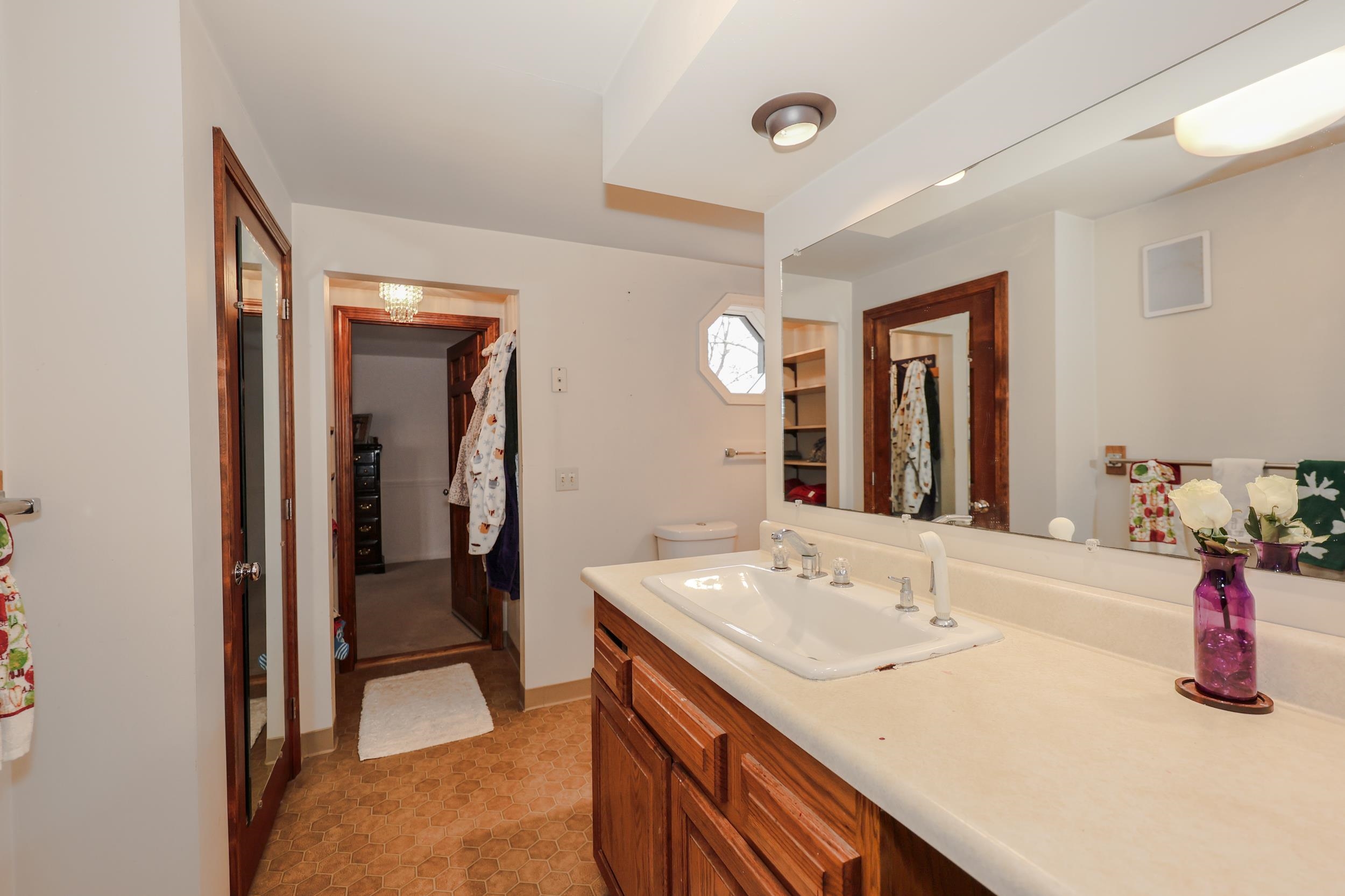 10 Martha Drive Derry, NH 03038 - Photo 30 of 44