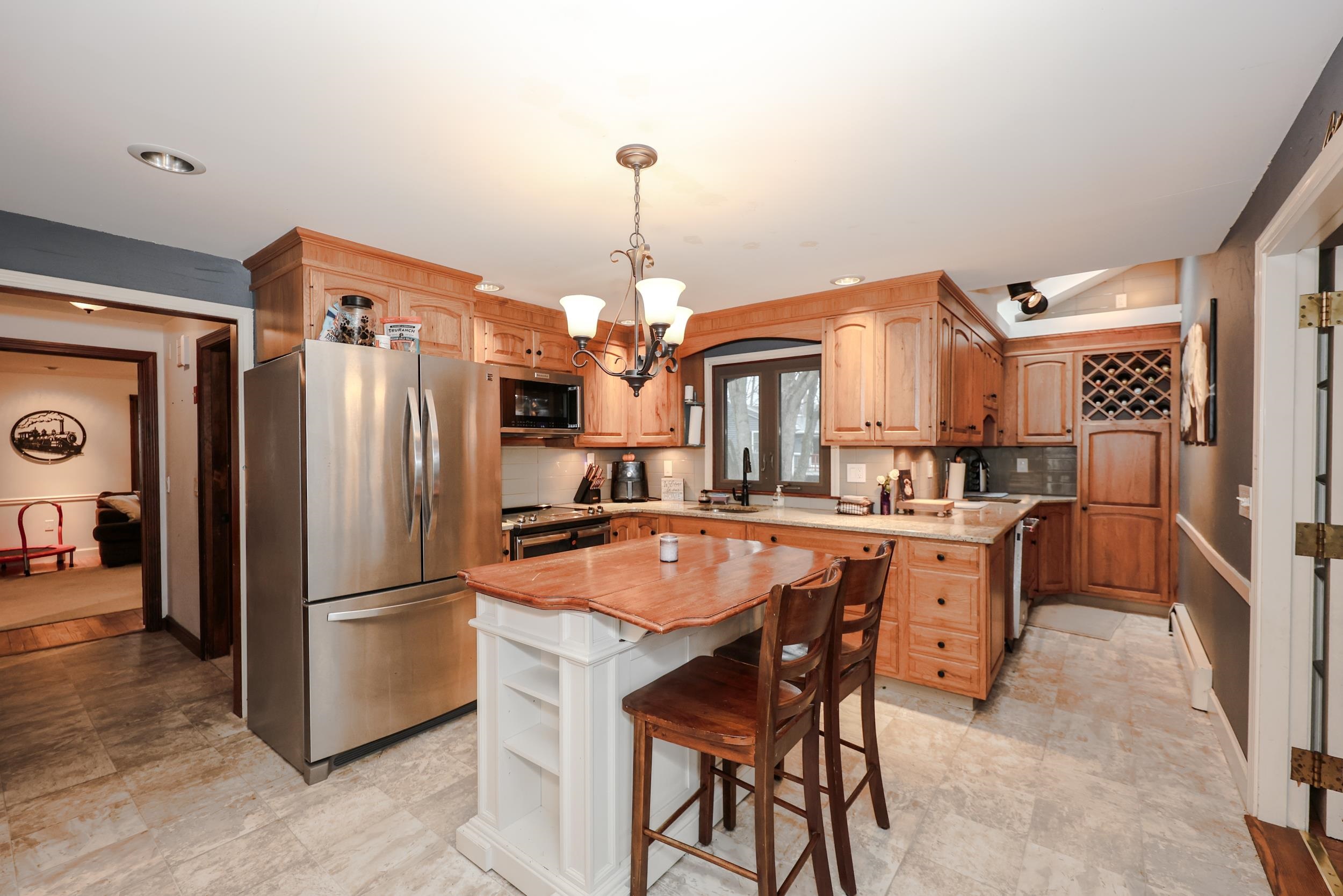 10 Martha Drive Derry, NH 03038 - Photo 7 of 44