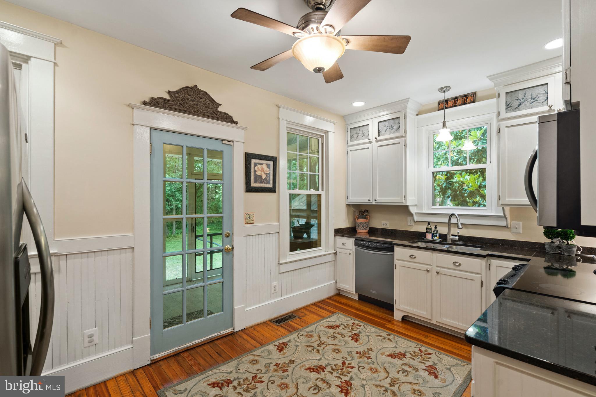 12205 River Road Remington, VA 22734 - Photo 14 of 47 Modern kitchen with lots of character