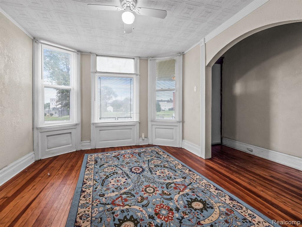 1789 Field Street Detroit, MI 48214 - Photo 36 of 49