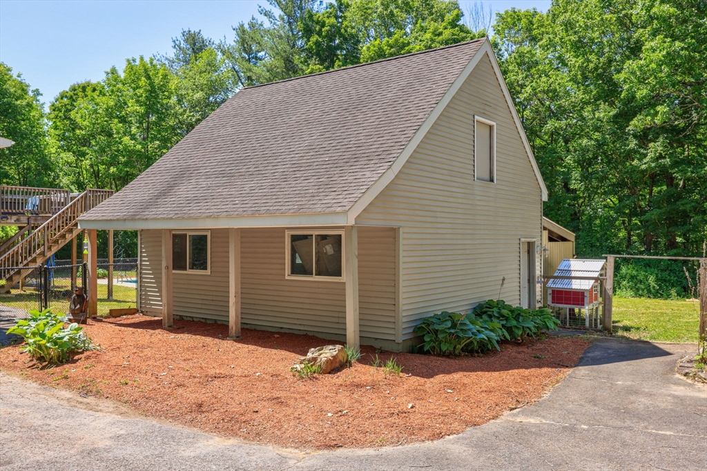27 Davis Street Rutland, MA 01543 - Photo 5 of 39