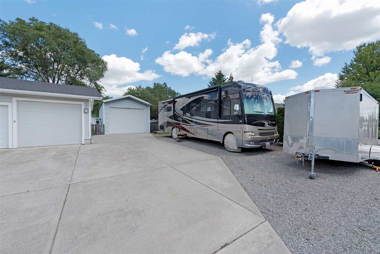 5408 North Davis Road Spokane Valley, WA 99216 - Photo 2 of 19