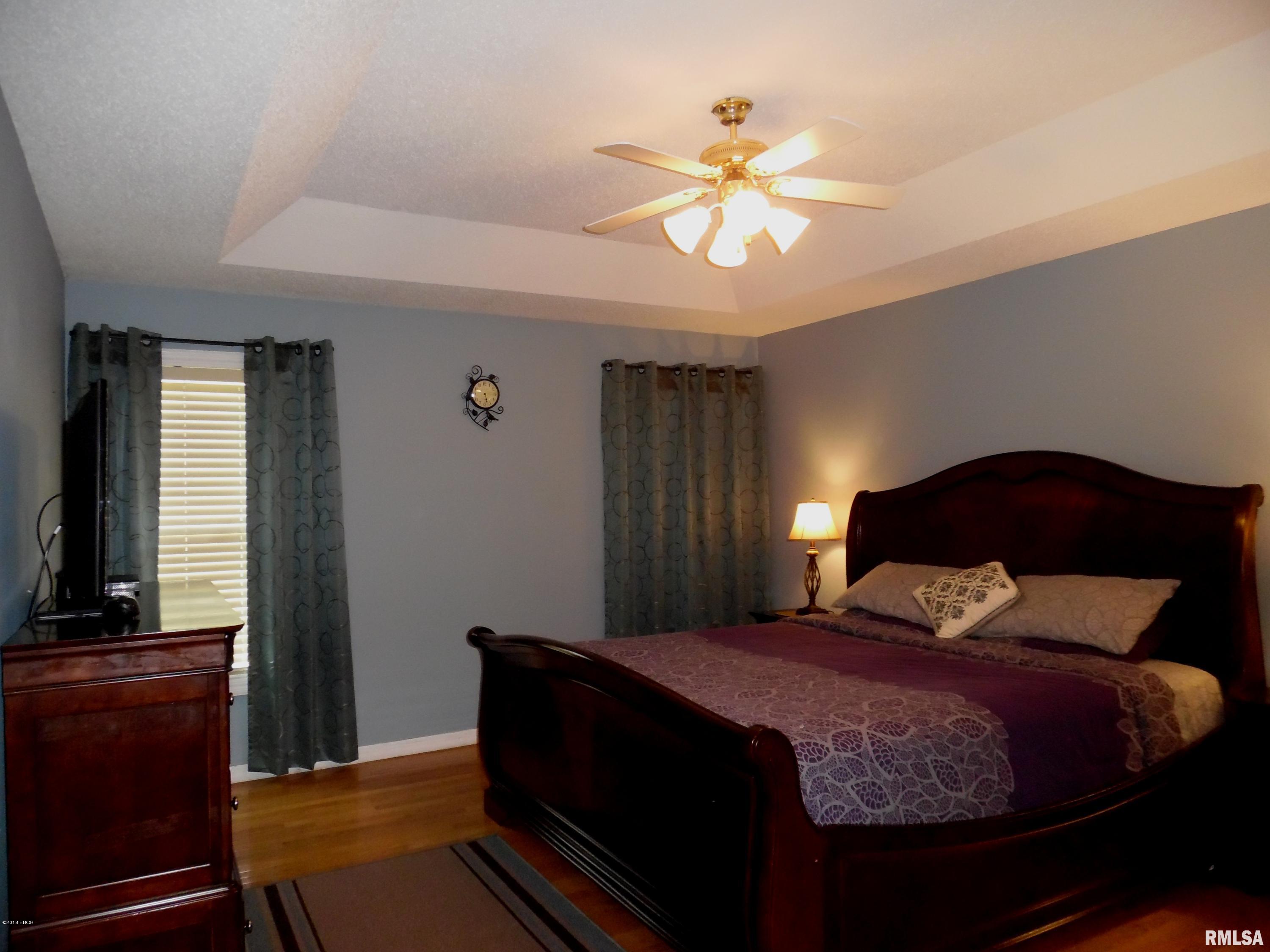 38 Country Club Road Mount Vernon, IL 62864 - Photo 15 of 39 Gallery Image 15